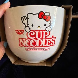 Hello Kitty bowl with chopsticks